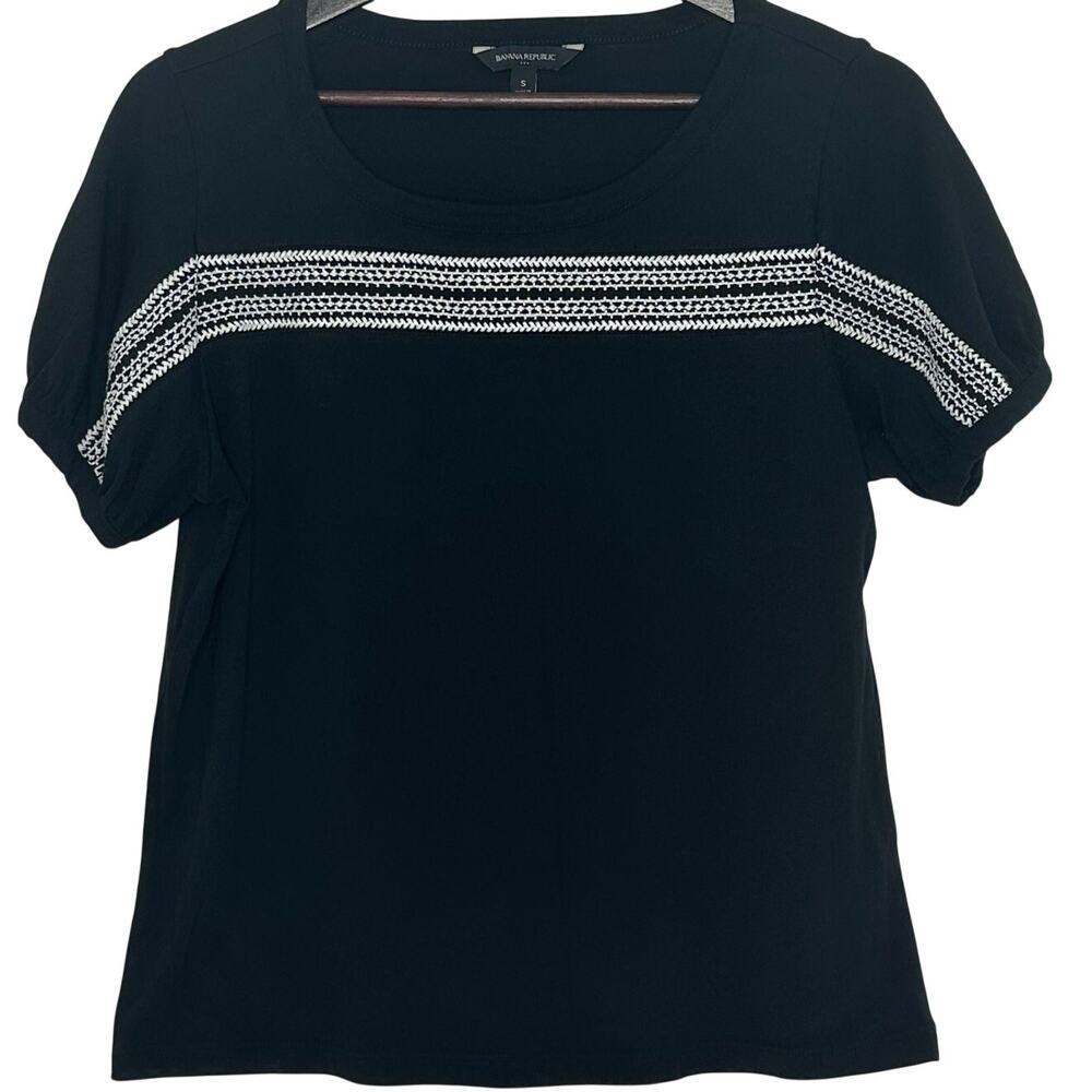 Banana Republic Embroidered T Shirt Womens S Black White Peasant Boho